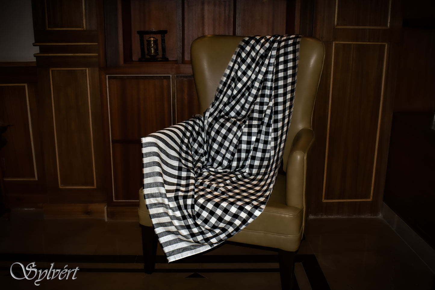 Sylvért, Cashmere, Rivanor, Rivesta, 100% Natural, Organic Dye, Luxury, Heritage, Sustainable, slow fashion, quiet luxury. Sylvert. Stole, Scarf , Shawl.