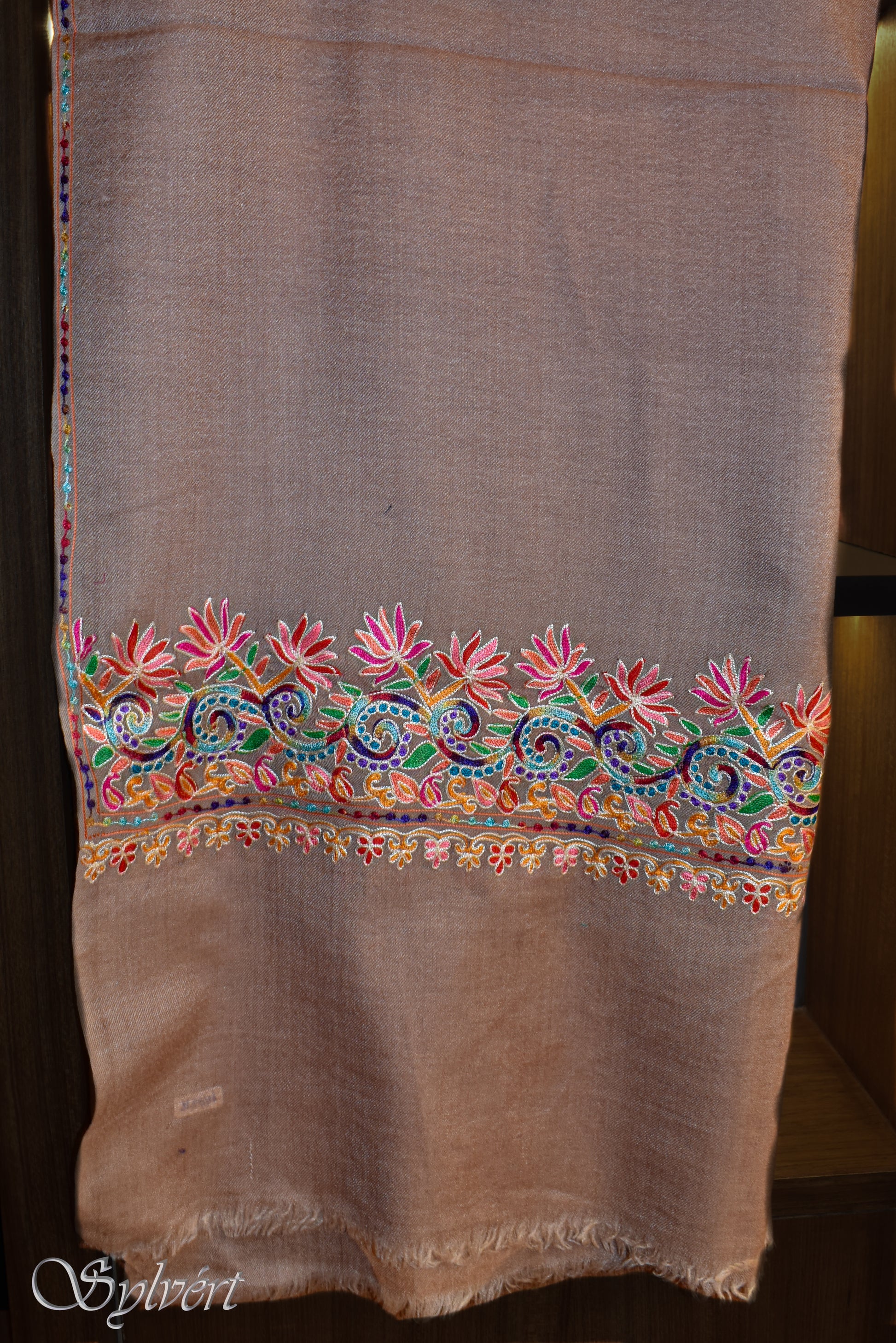 Sylvért, Cashmere, Rivanor, Rivan, 100% Natural, Organic Dye, Luxury, Heritage, Sustainable, slow fashion, quiet luxury. Sylvert. Embroidered, shawl, scarf, stole.