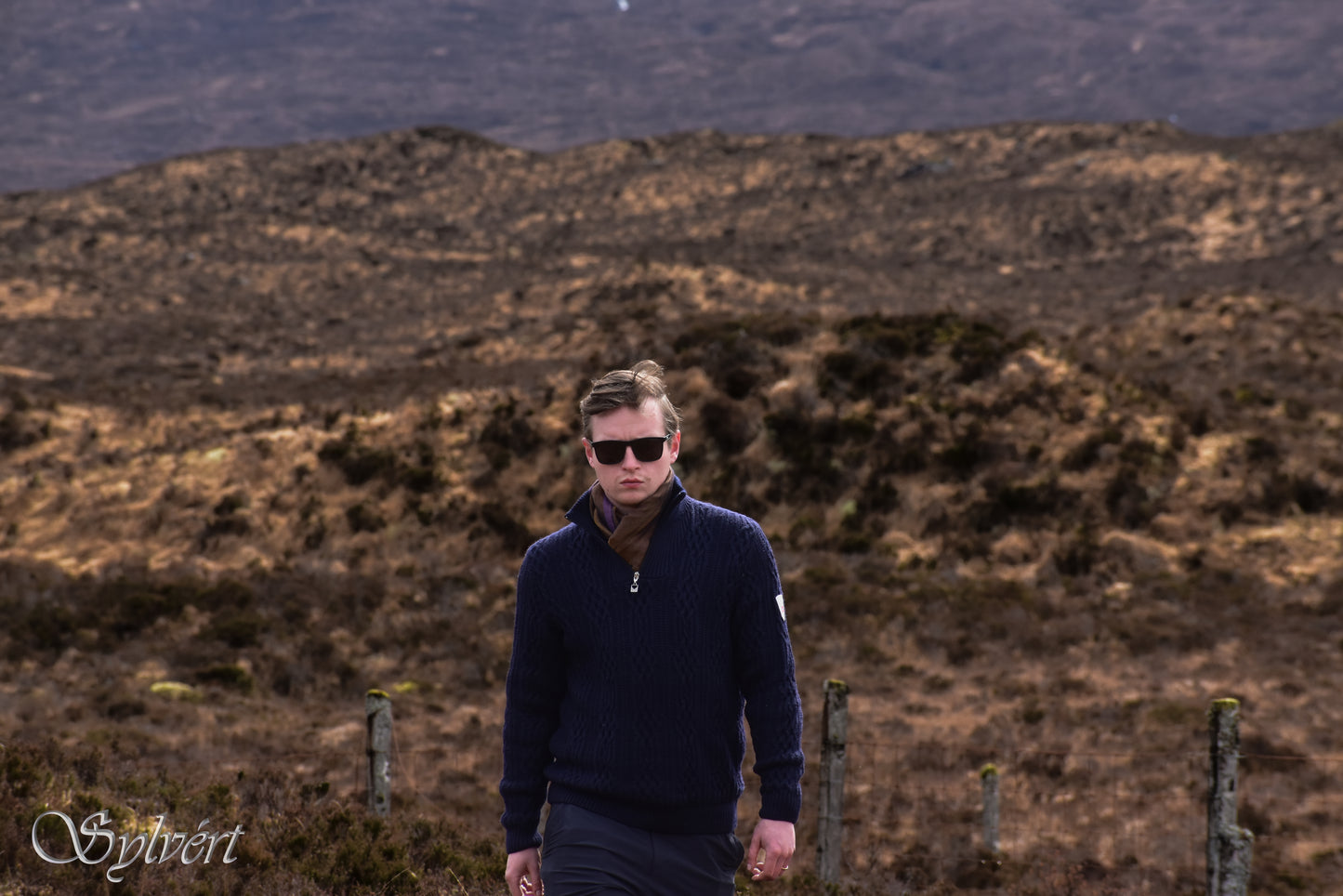 Sylvért, Blended Shawl, Silk,  Cashmere, Vissera, moonlight, zari, 100% Natural, organic Dye, Luxury, Heritage, Sustainable, slow fashion, quiet luxury. Sylvert.