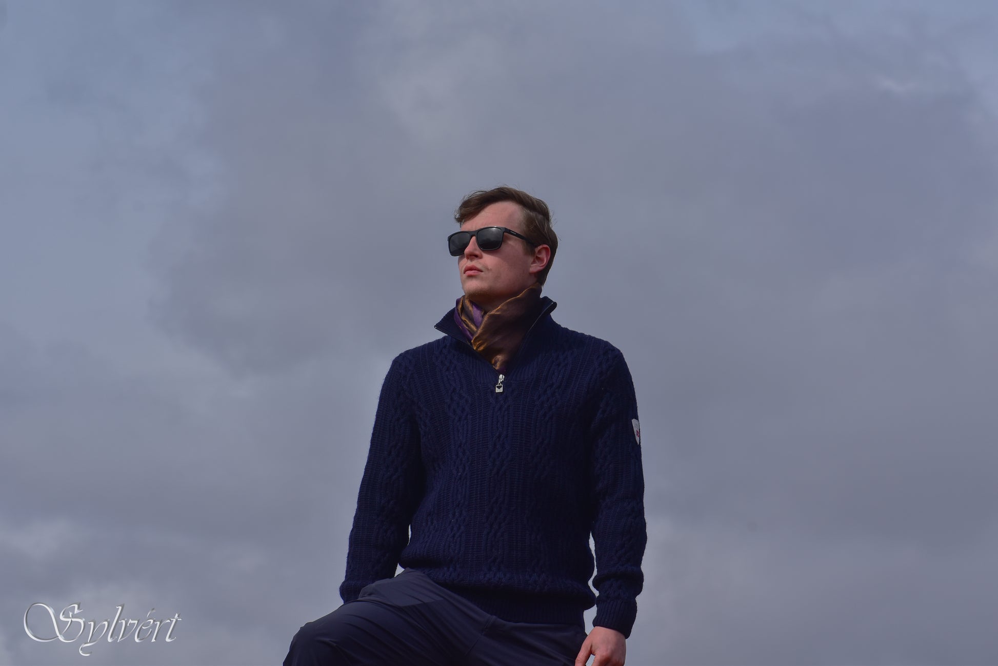 Sylvért, Blended Shawl, Silk,  Cashmere, Vissera, moonlight, zari, 100% Natural, organic Dye, Luxury, Heritage, Sustainable, slow fashion, quiet luxury. Sylvert.