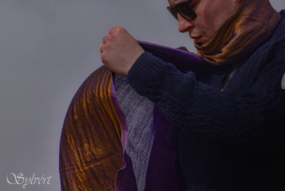 Sylvért, Blended Shawl, Silk,  Cashmere, Vissera, moonlight, zari, 100% Natural, organic Dye, Luxury, Heritage, Sustainable, slow fashion, quiet luxury. Sylvert.