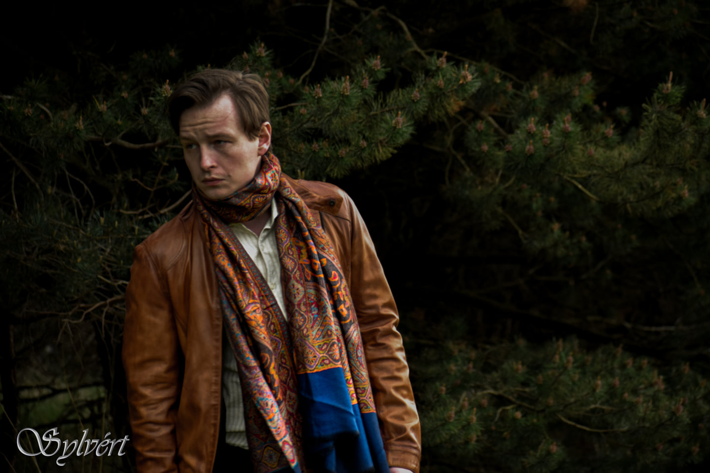 Sylvért, Pashmina, Coronis, Corvello, 100% Natural, Organic Dye, Luxury, Heritage, Sustainable, slow fashion, quiet luxury. Sylvert.