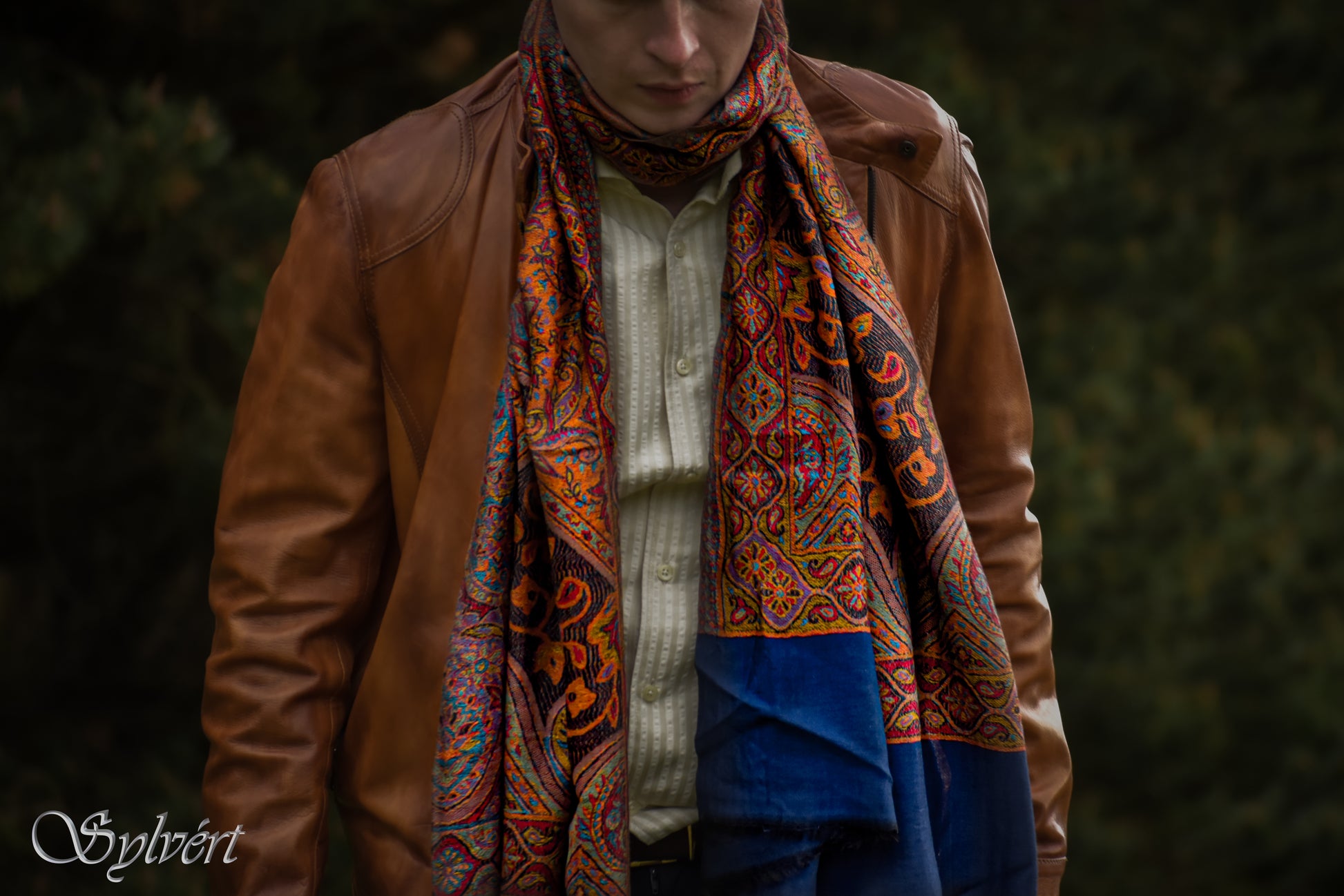 Sylvért, Pashmina, Coronis, Corvello, 100% Natural, Organic Dye, Luxury, Heritage, Sustainable, slow fashion, quiet luxury. Sylvert.